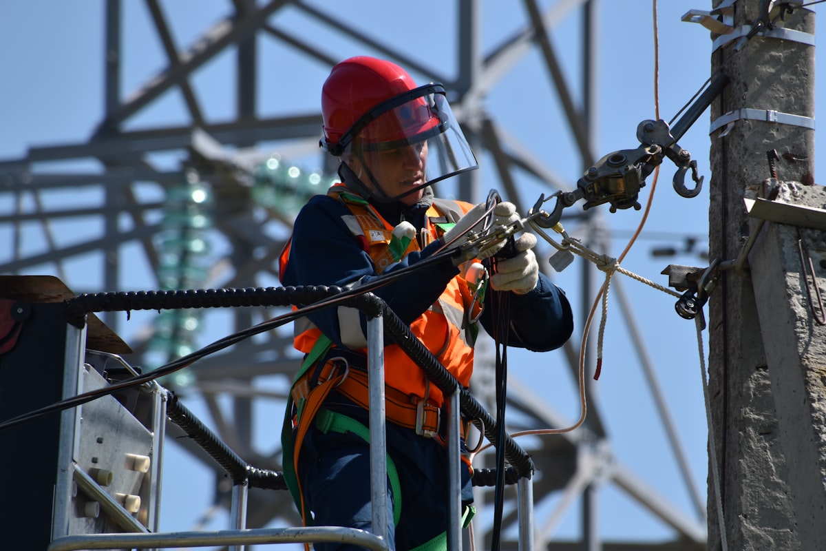 Electricians job in Saudi Arabia